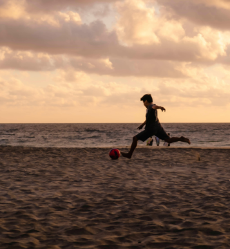 FUTBOL PLAYA JUEGOS